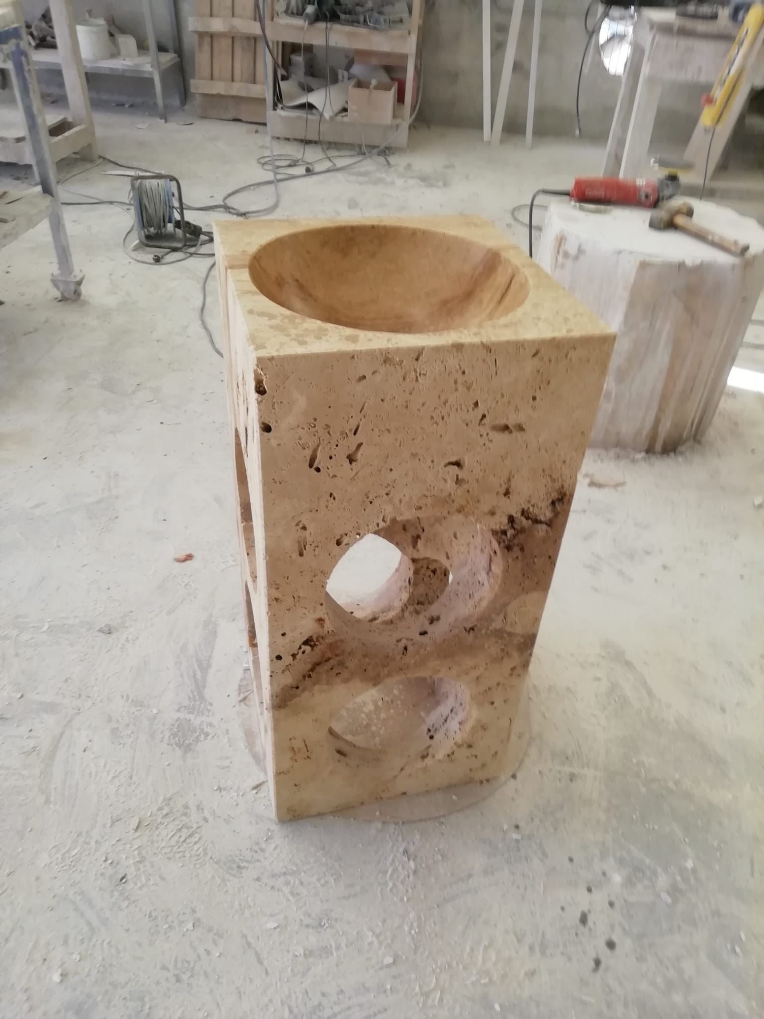 Lavabos Piedra Natural -  Trabajos Realizados